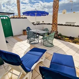two-bedroom-apartment-with-two-large-terraces.in-canary-islands.com/